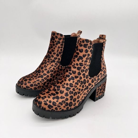 SEVEN7 Women’s Berlin Lug Sole Bootie Leopard 7 - Picture 5 of 11